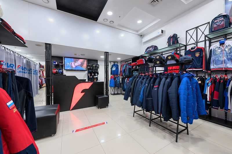 Торговая мебель для магазинов одежды Новосибирск